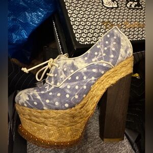 ***Irregular Choice*** RED LIPSTICK by Dan Sullivan